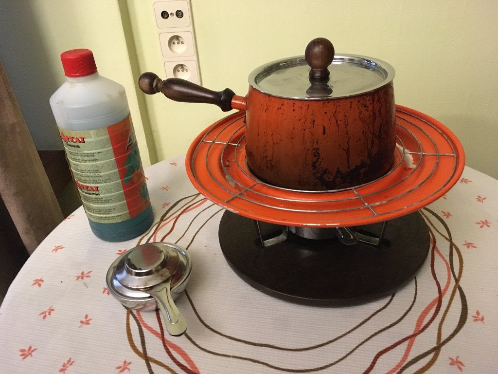complete Fondue op houten plateau + aanmaakproduct, Antiek en Kunst, Ophalen of Verzenden