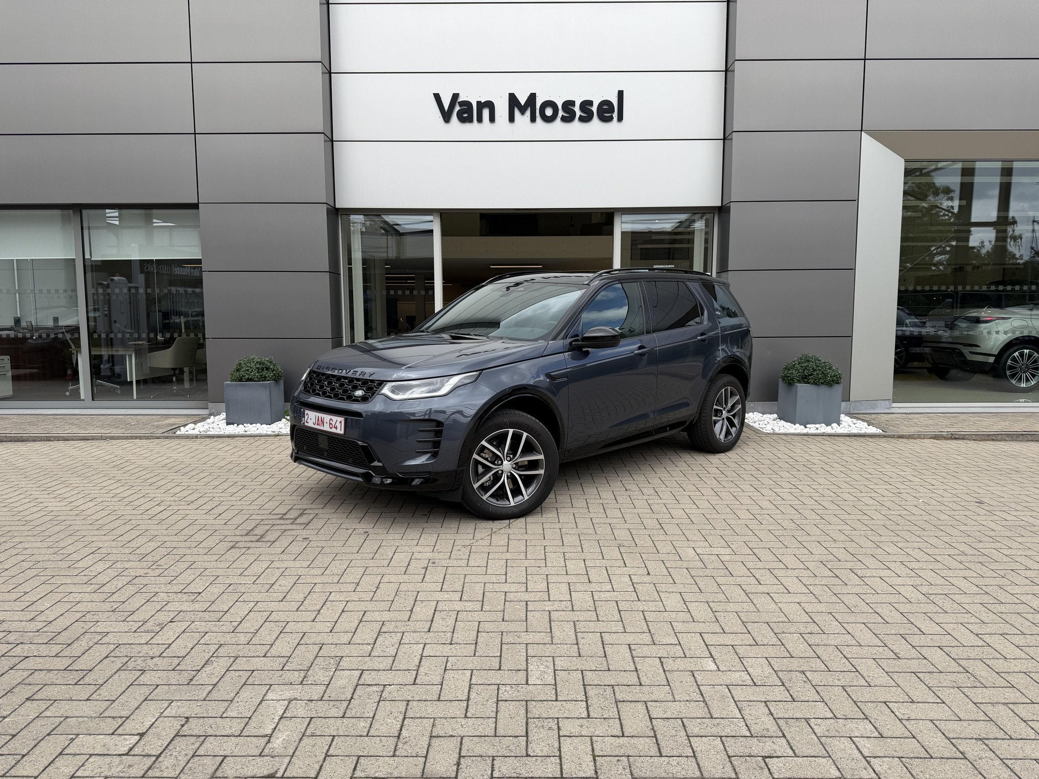 Land Rover Discovery Sport P270e Dynamic SE (bj 2025), Auto's, Automaat, Gebruikt, Bedrijf, SUV of Terreinwagen