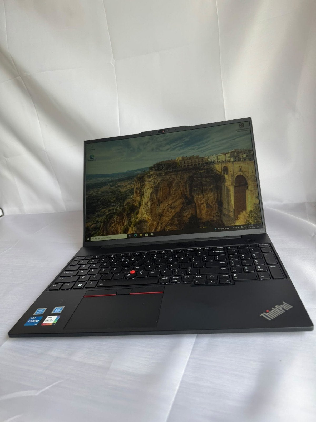Lenovo ThinkPad E16 Gen 1 – i5 13e generatie | 16GB RAM | 51, Qwerty, Zo goed als nieuw, Intel Core I5 processor, 3 tot 4 Ghz