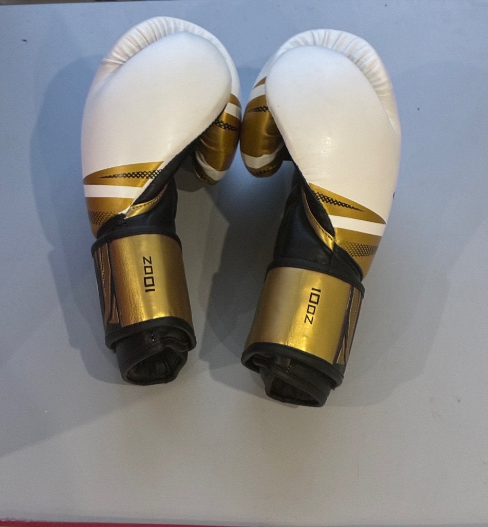 Box handschoenen venom, Hobby en Vrije tijd, Ophalen, Nieuw, Gebruiksvoorwerp