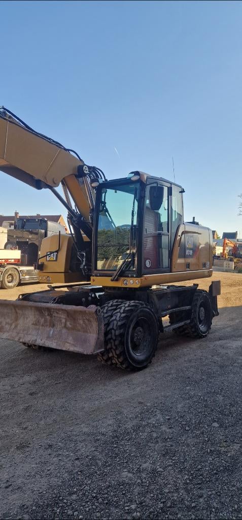 Caterpillar M318F année 2018 18700 kg, Articles professionnels, Enlèvement