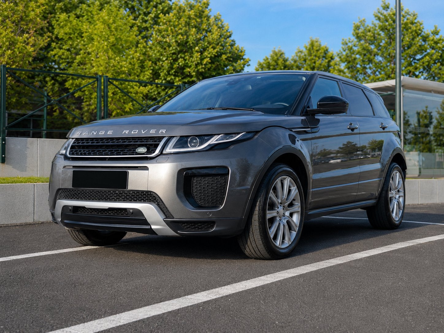 Range Rover Evoque 2.0D Auto 2019 Full Options, Autos, Land Rover, Particulier, Caméra 360°, 4x4, Adapté aux personnes handicapées