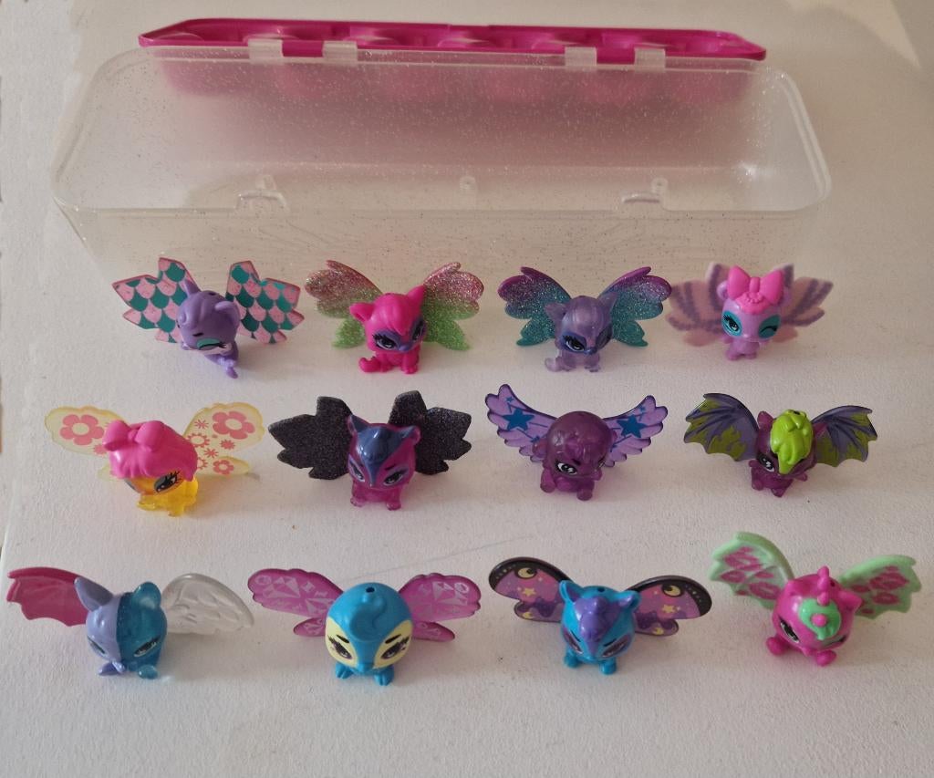 Hatchimals ColleGGTibles Season 9 - 12 Figurines & Boîte, Collections, Statues & Figurines, Comme neuf, Fantasy, Enlèvement ou Envoi