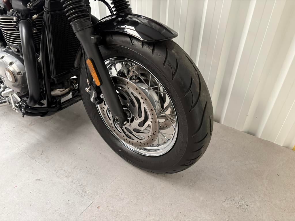 TRIUMPH SPEEDMASTER 1200***garantie***, Motos, Motos | Triumph, Entreprise