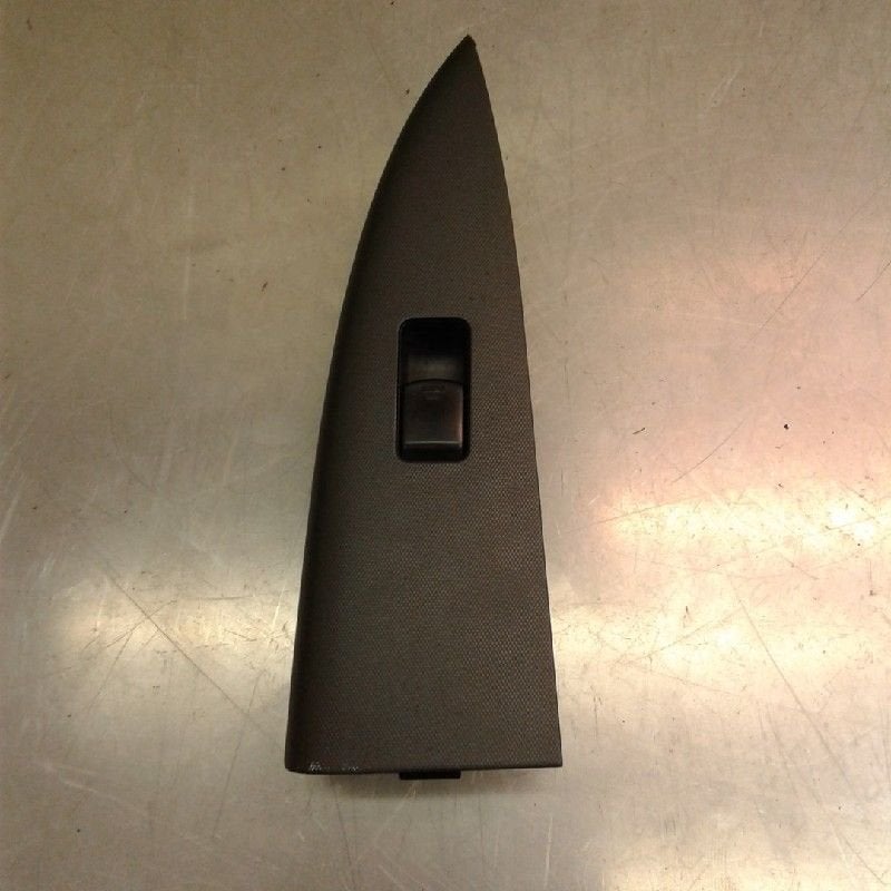 RAAMSCHAKELAAR Nissan Note (E11) (01-2006/12-2013), Auto-onderdelen, Gebruikt, Nissan