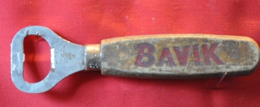 décapsuleur publicitaire bavik petrus (x2124), Collections, Enlèvement ou Envoi, Utilisé, Ouvre-bouteille, Autres marques