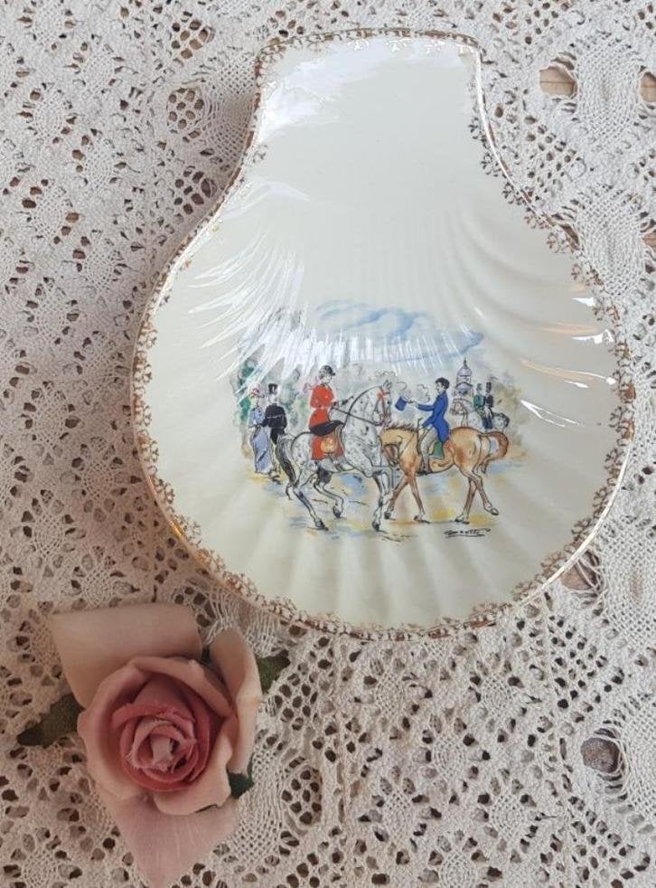 Vintage Franse schelp/ vide poche met ruiters en paarden, Enlèvement ou Envoi