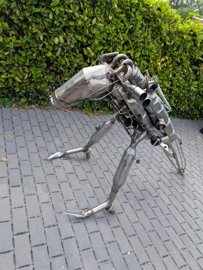 Scrap metal insect uit auto-onderdelen — 200 cm blikvanger, Ophalen, Meer dan 2 meter, Beeld, Modern