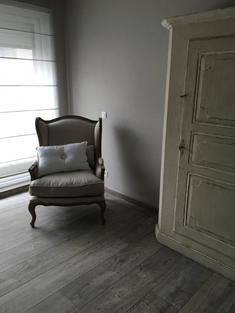Prachtige linnen bergère / oorfauteuil in Flamant-stijl, Huis en Inrichting, Ophalen