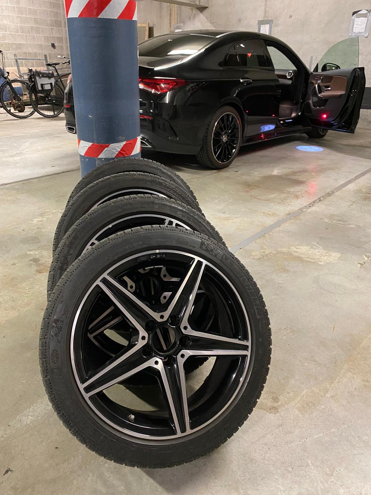 Michelin winterbanden op Mercedes AMG velgen, Autos : Pièces & Accessoires, Pneus & Jantes, Pneus hiver, Véhicule de tourisme