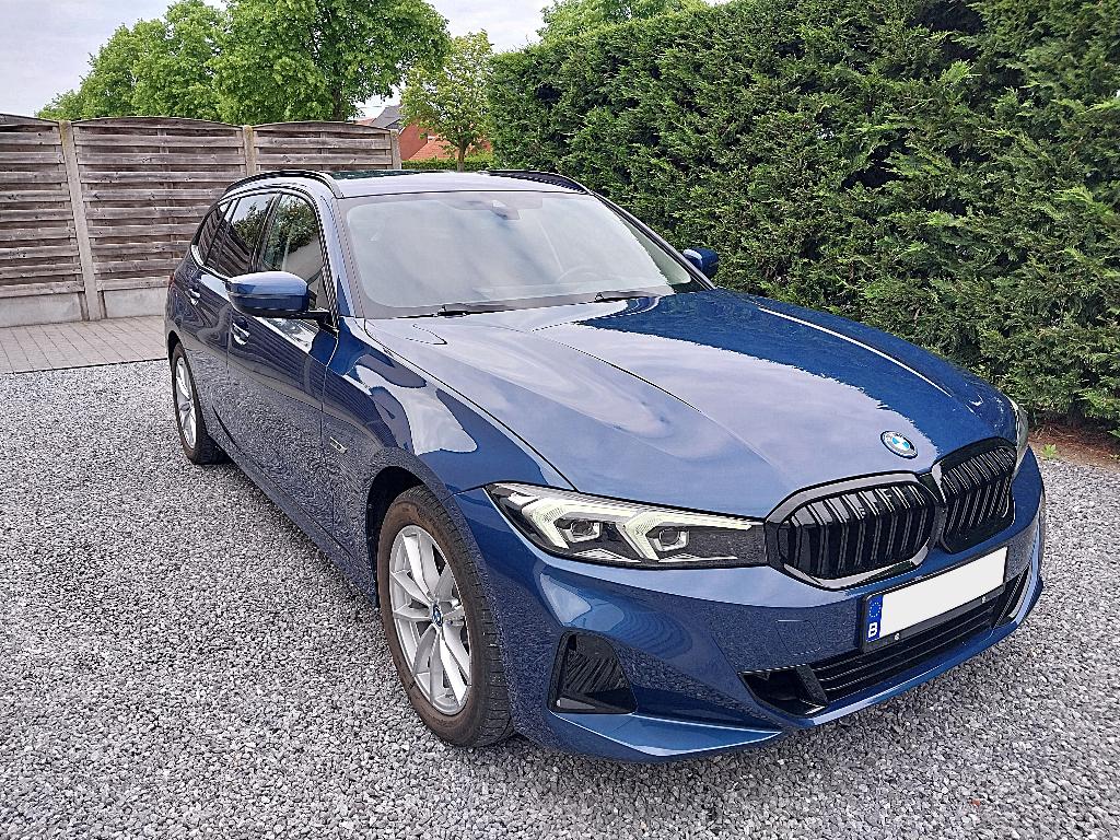 BMW 320e Touring Hybride met garantie goed als Nieuw ! !, Automaat, 1998 cc, 4 cilinders, Blauw