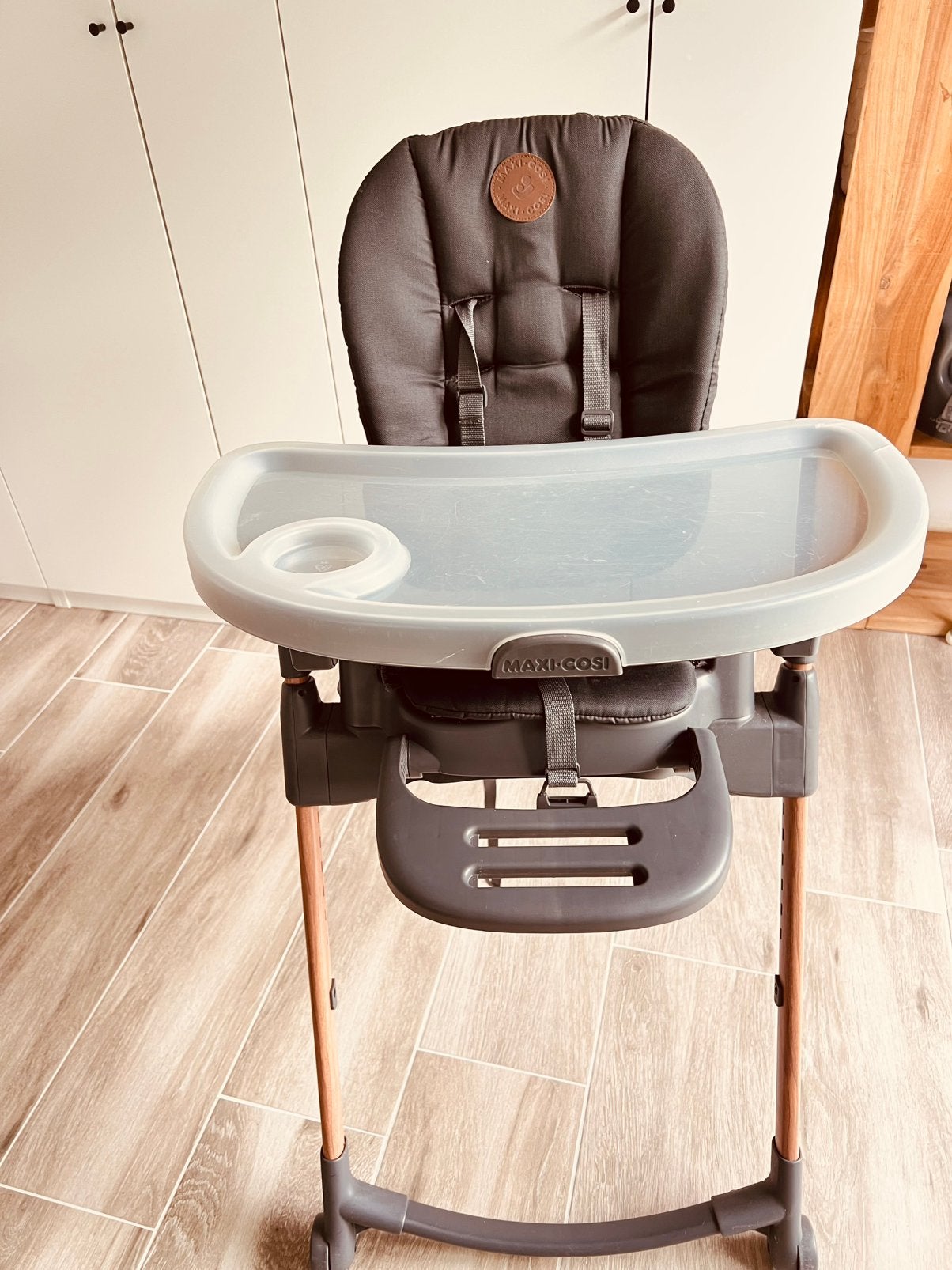 Chaise de salle à manger Maxi-Cosi, Enfants & Bébés, Chaises pour enfants, Enlèvement, Utilisé