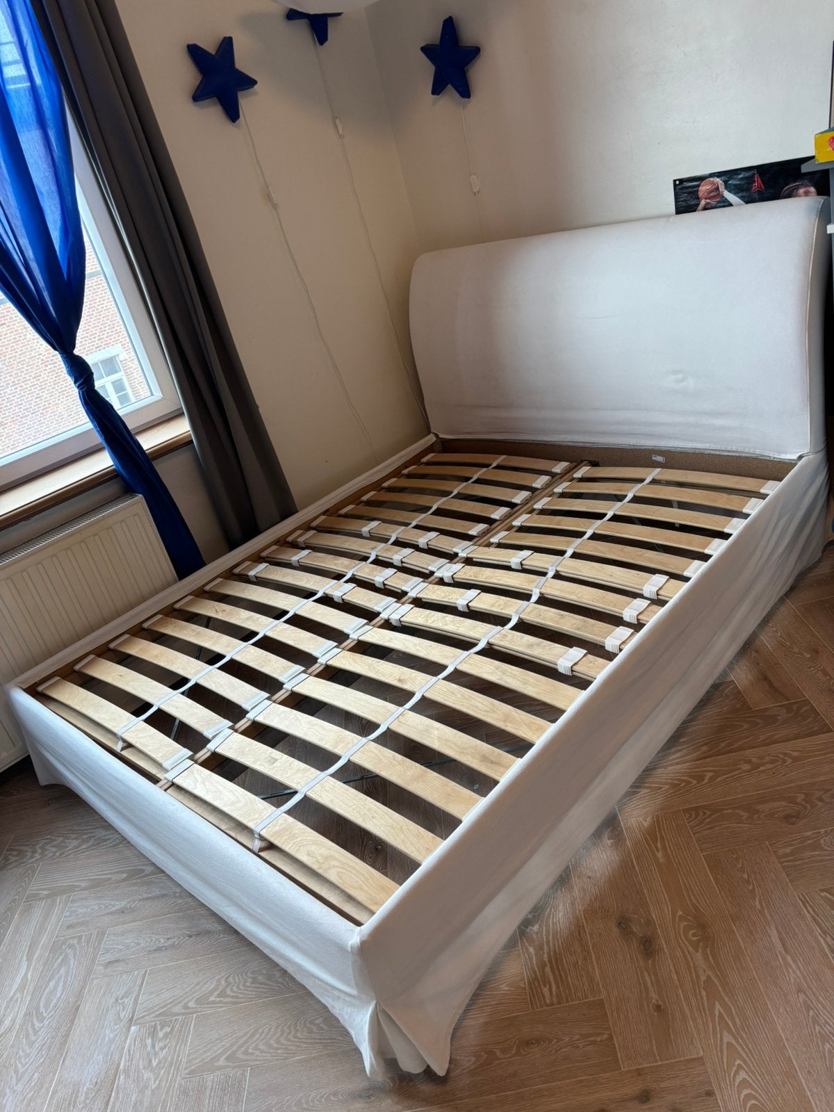 Lit IKEA VANVIK 160 × 200 cm + sommier à tête réglable, Maison & Meubles, Enlèvement, Utilisé, Deux personnes, 160 cm