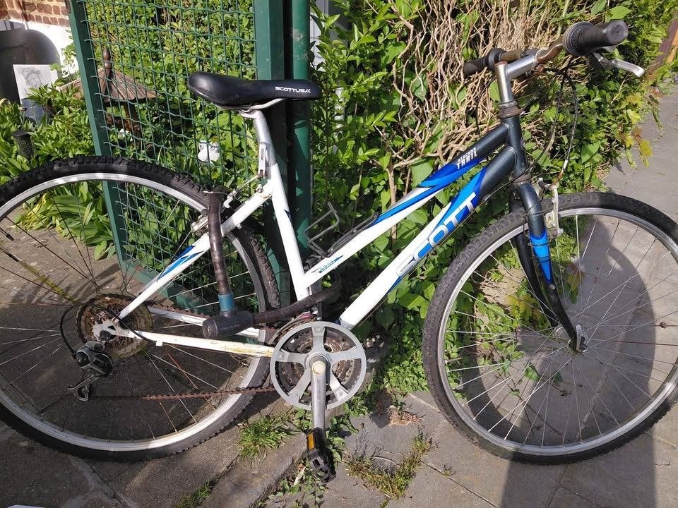 Un vtt mixtes, Enlèvement, Comme neuf