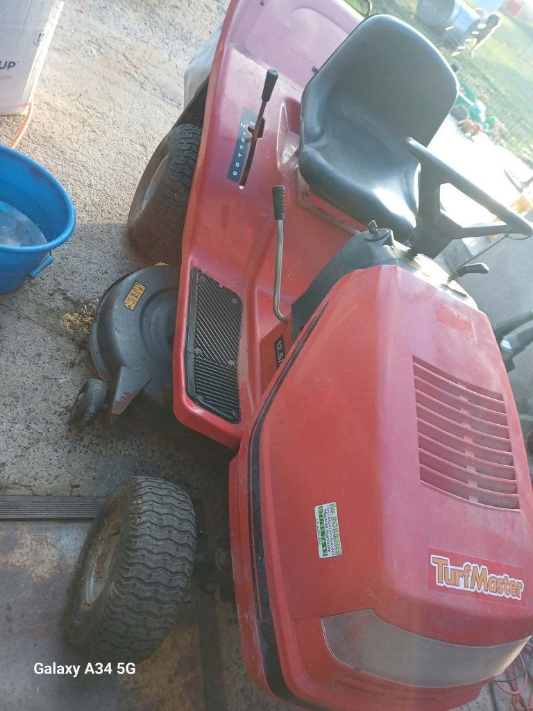 Tracteur tondeuse lire l'annonce jusqu'au bout vend échange, Jardin & Terrasse, Briggs & Stratton, Enlèvement, Utilisé, 90 à 120 cm