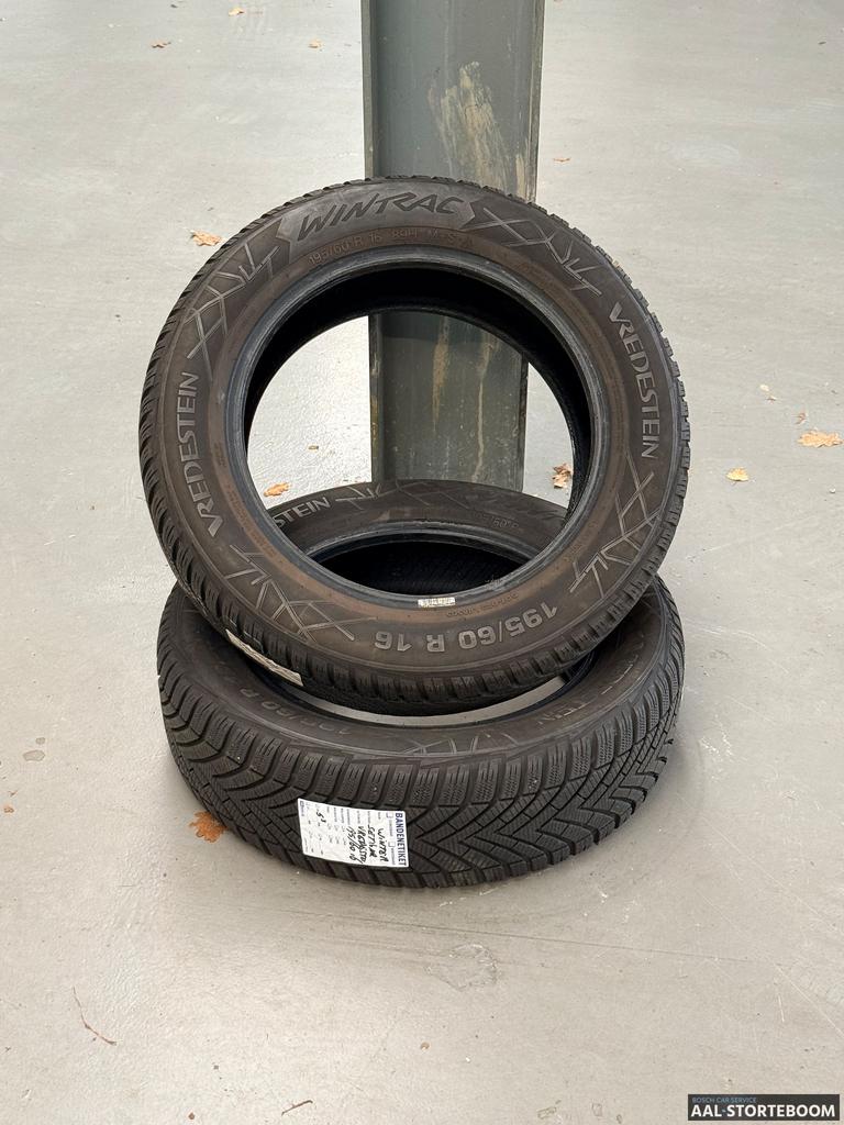 2x winterbanden 195/60 R16 89H Vredestein Wintrac, Auto-onderdelen, Banden en Velgen, Ophalen, Gebruikt, -, Winterbanden