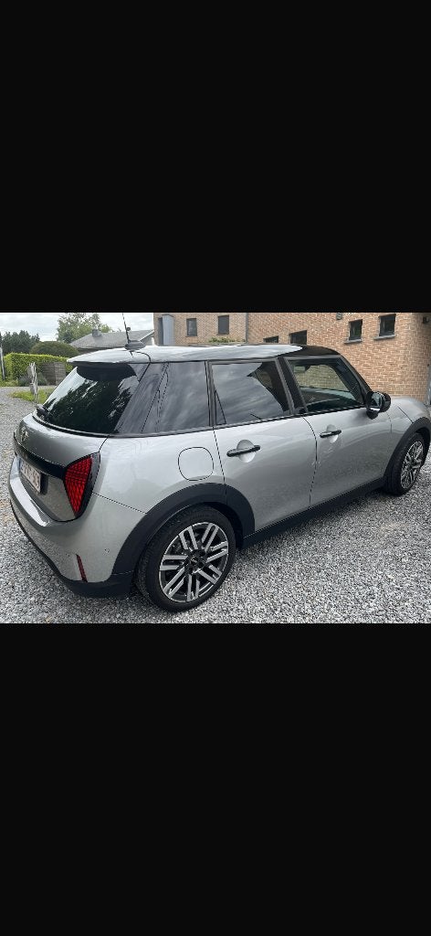 À vendre Mini Cooper 5 p de 09/24 22900 e, Autos, Argent ou Gris, 5 portes, 5 places, Automatique