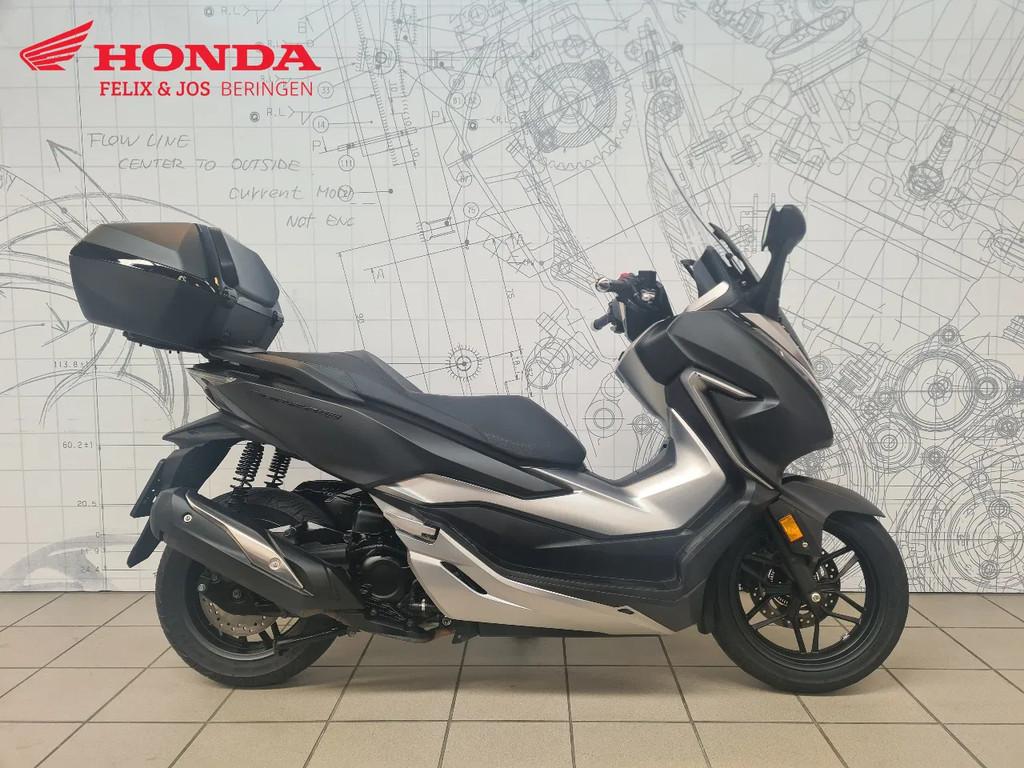 Honda NSS 300 Forza (année de construction 2020), 300 cm³, Scooter, Entreprise, 12 à 35 kW