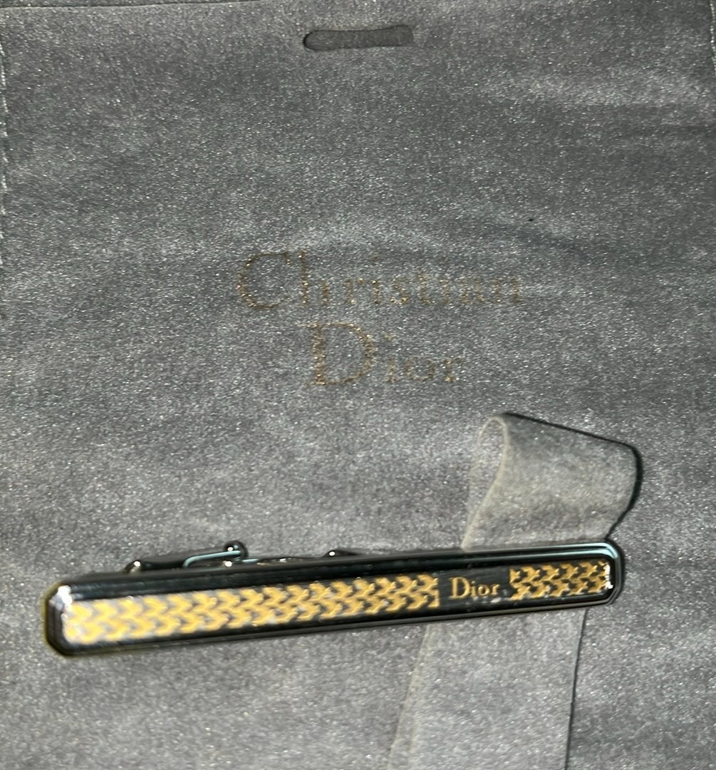 Christian Dior, Enlèvement ou Envoi, Autres types