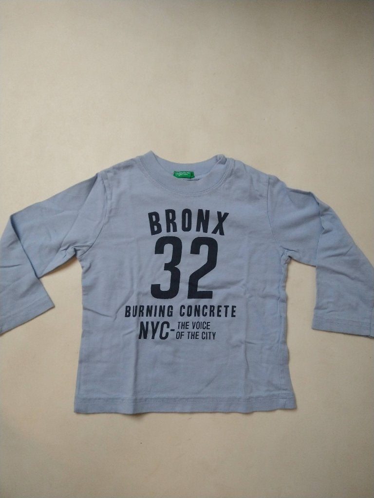 Lichtblauwe T-shirt lange mouwen Benetton, Kinderen en Baby's, Ophalen, Jongen of Meisje, Zo goed als nieuw, Shirt of Longsleeve