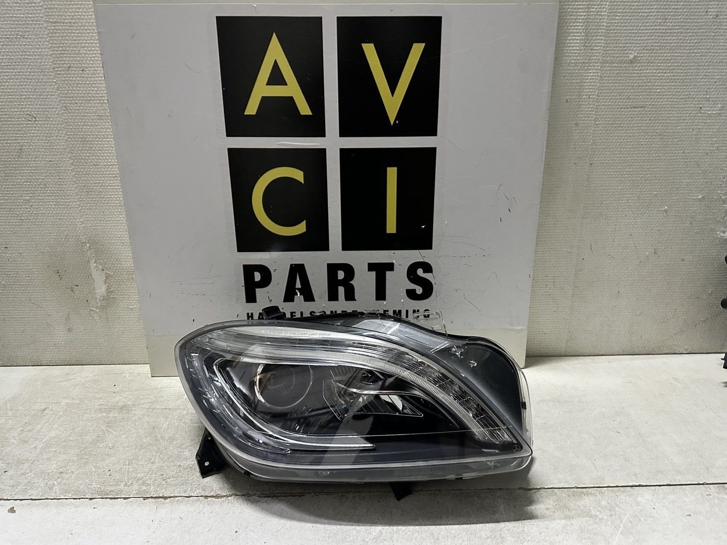 Koplamp Mercedes GLE W166 W292 xenon led A1668207359 Rechts, Utilisé, -, -, Enlèvement ou Envoi