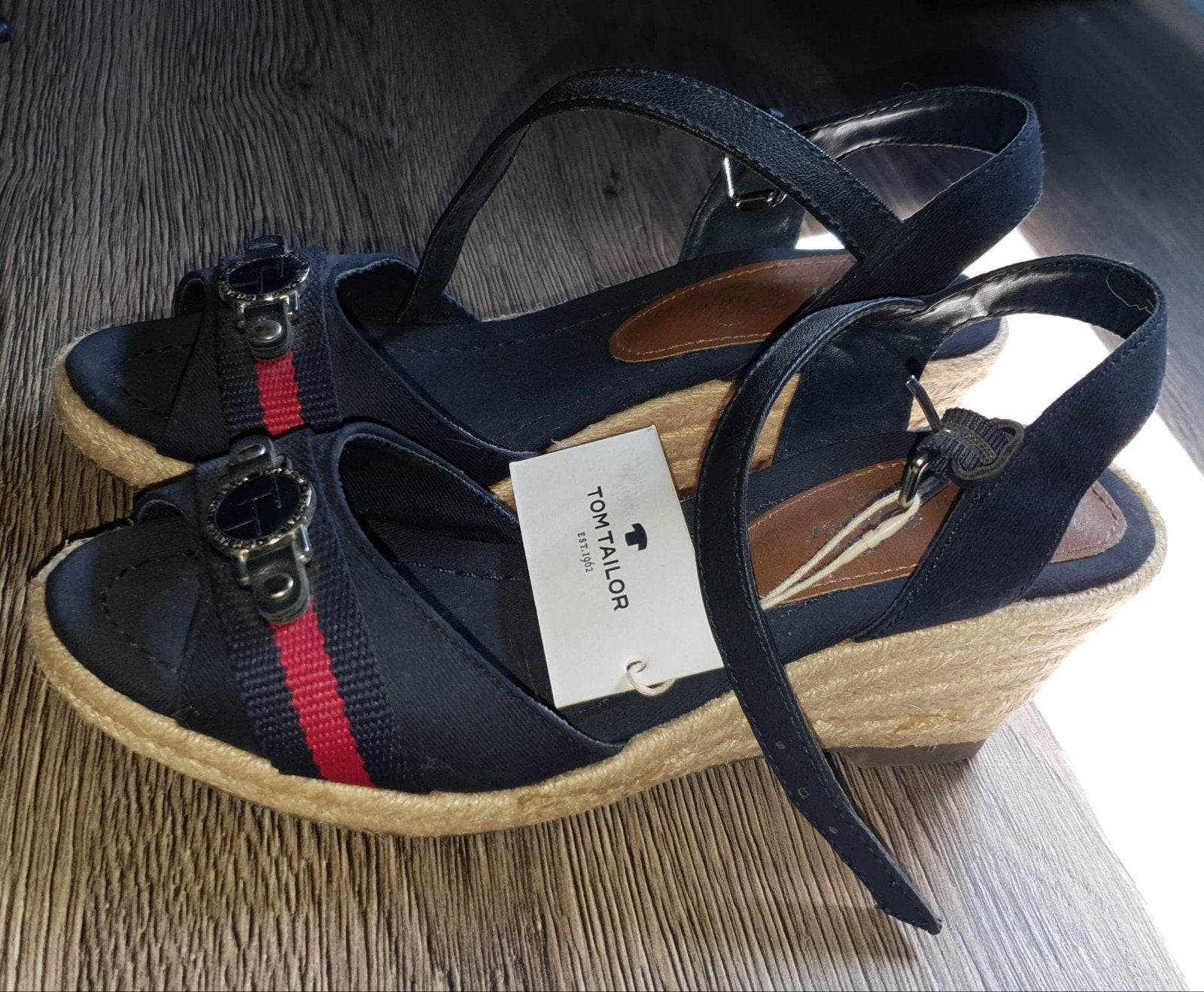 NIEUW: Tom Tailor sleehak sandalen maat 36, Blauw, Nieuw, Sandalen of Muiltjes, Tom Tailor