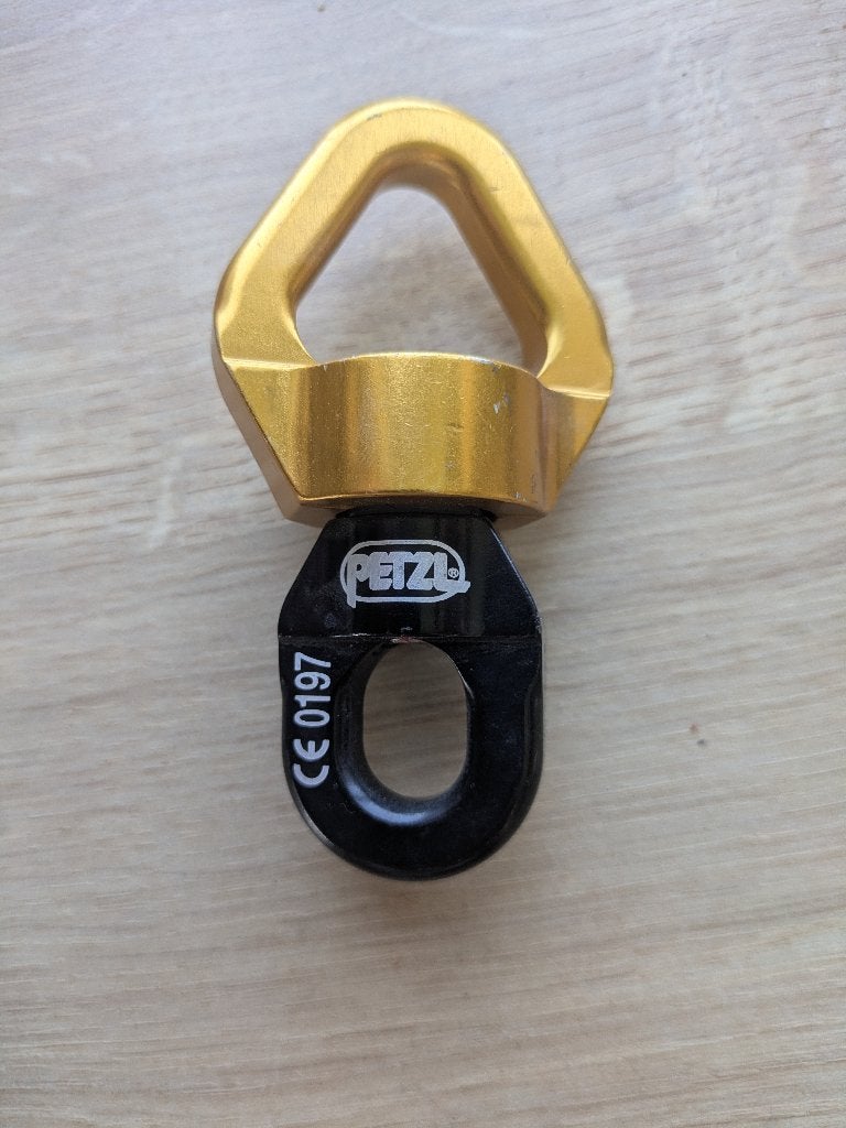 Petzl Swivel, Sport en Fitness, Ophalen of Verzenden, Zo goed als nieuw, Klimsport-accessoire