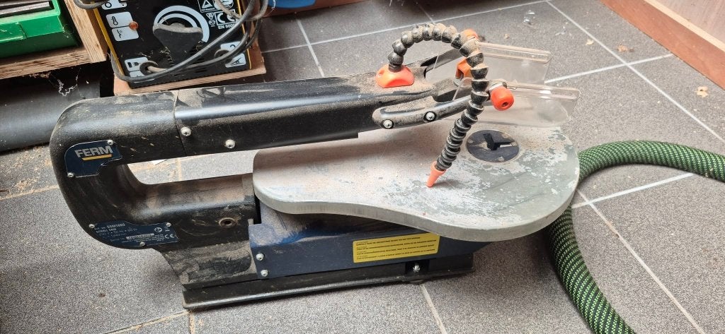 Ferm SSM1005 Figuurzaagmachine, Doe-het-zelf en Bouw, Ophalen, Gebruikt
