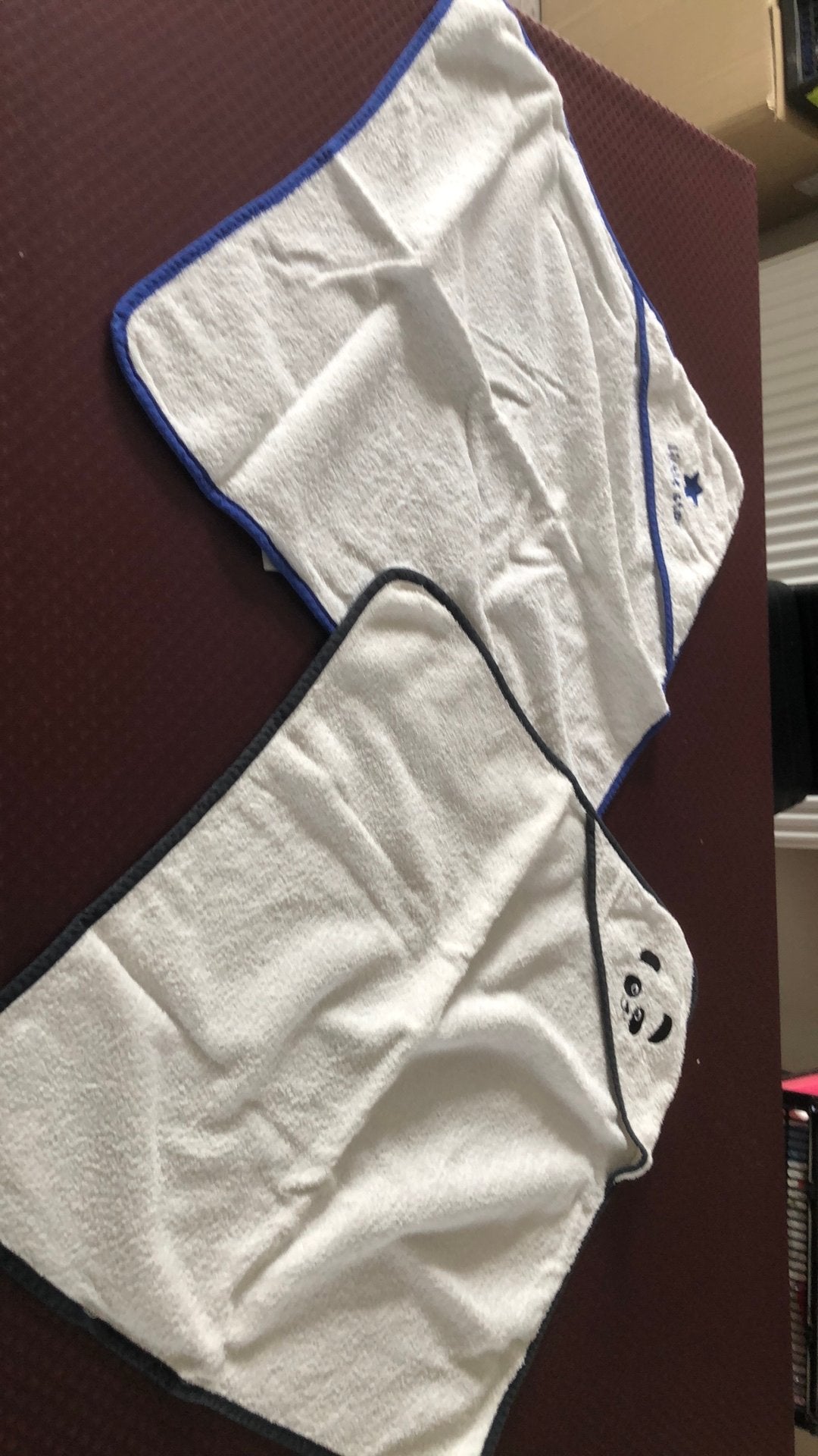 Kinder badcape, Enfants & Bébés, Maillots de bain pour enfants, Enlèvement, Utilisé