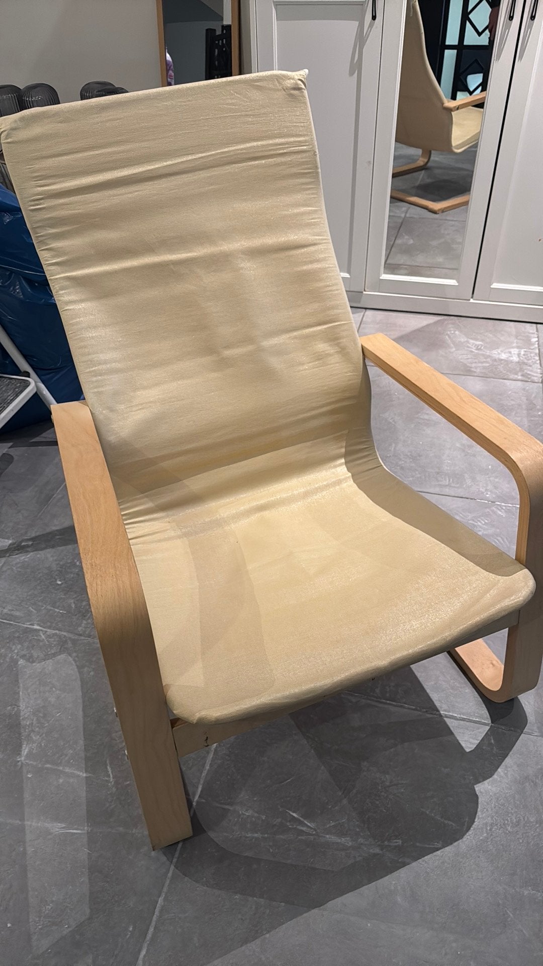Ikea stoel zonder hoes, Ophalen, Zo goed als nieuw