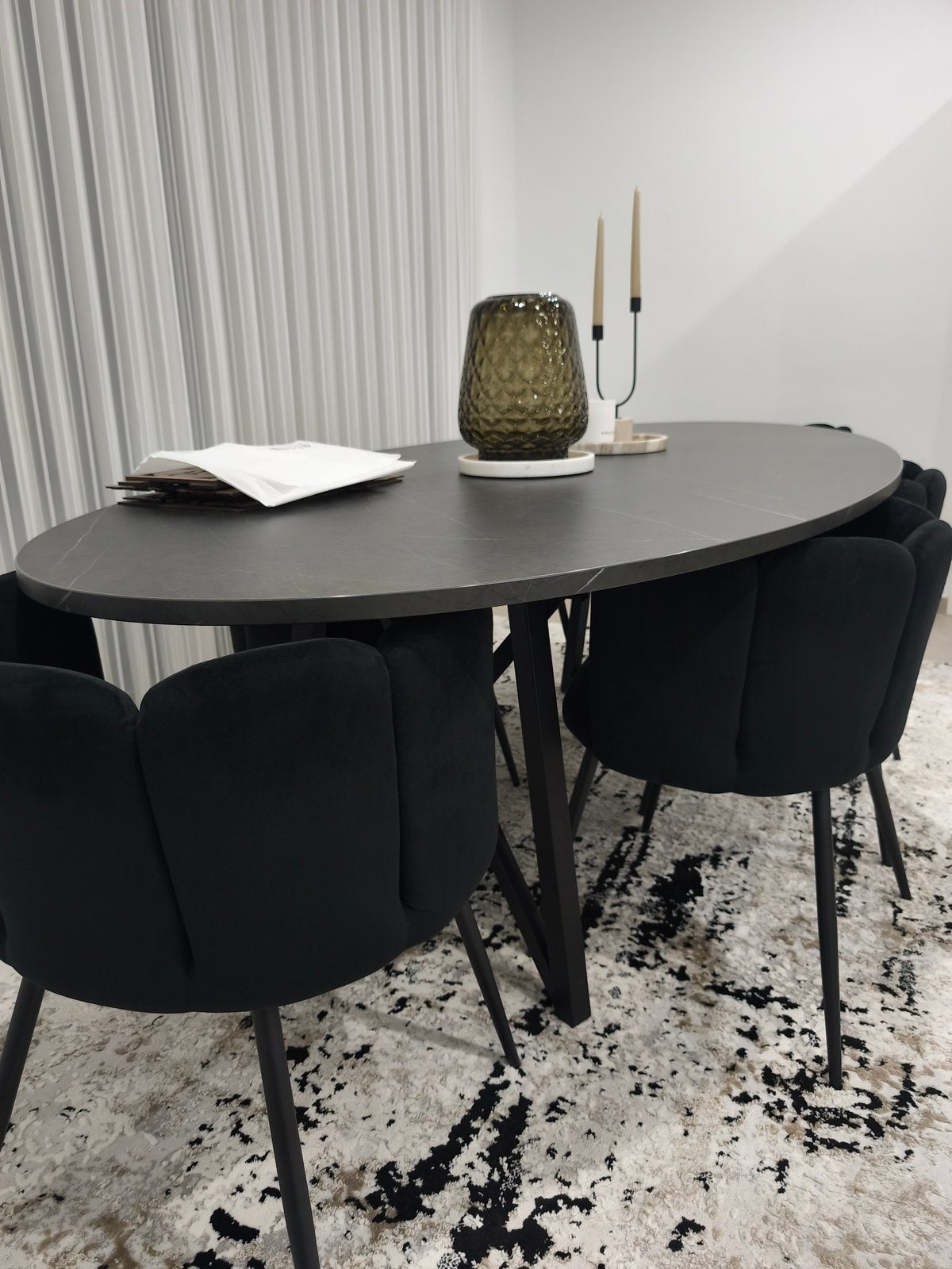 Ovaal eettafel + 6 stoelen,, Ophalen, Zo goed als nieuw, Ovaal