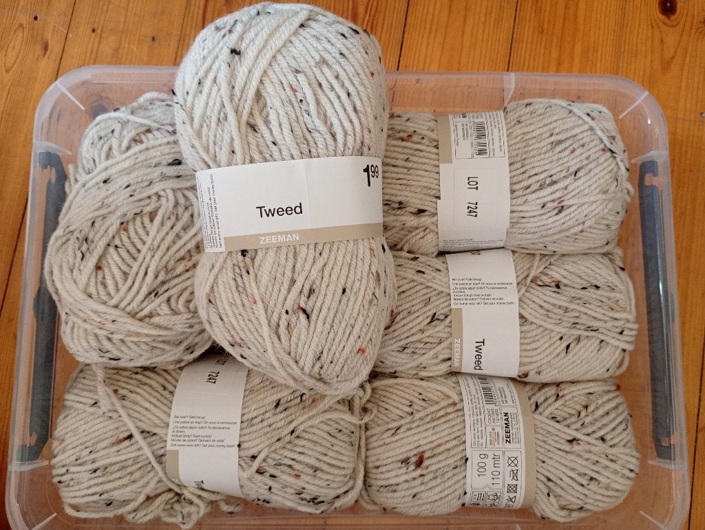 Tweed wol beige/zand met spikkels 6 bollen wol, Hobby en Vrije tijd, Breien en Haken, Ophalen of Verzenden, Nieuw, Breien of Haken