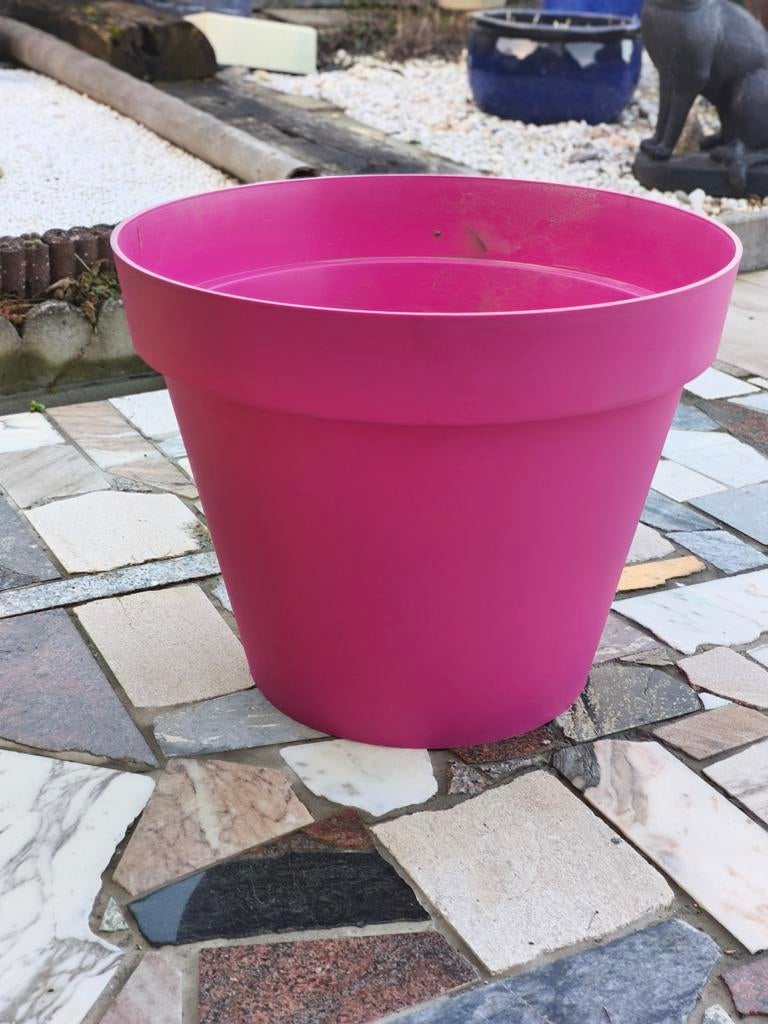 Pot toscane d occasion 59diamètre/47H parfait état, Enlèvement