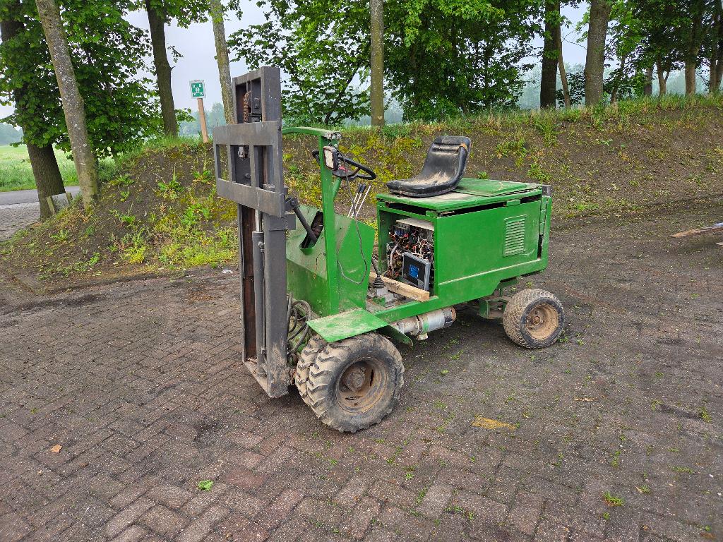 Electrische Prins Heftruck Zijn ook lepels bij Is werk aan, Ophalen