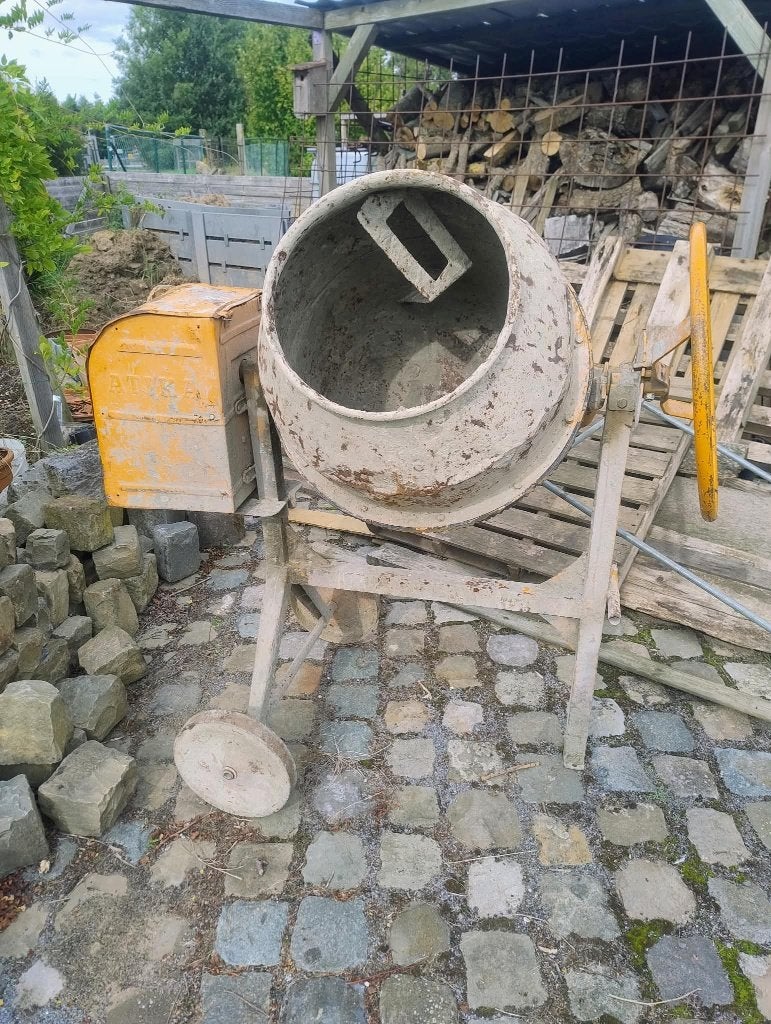 Betonmolen, Ophalen, Gebruikt
