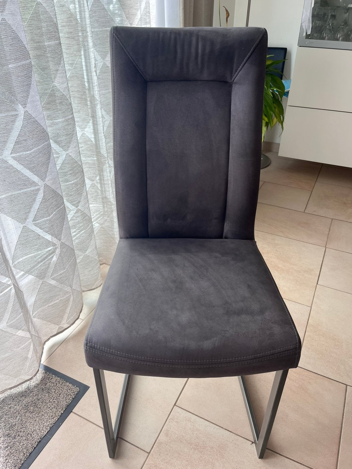 Chaises (8) de la marque Henders & Hazel, Enlèvement, Utilisé, Gris, Cinq, Six Chaises ou plus