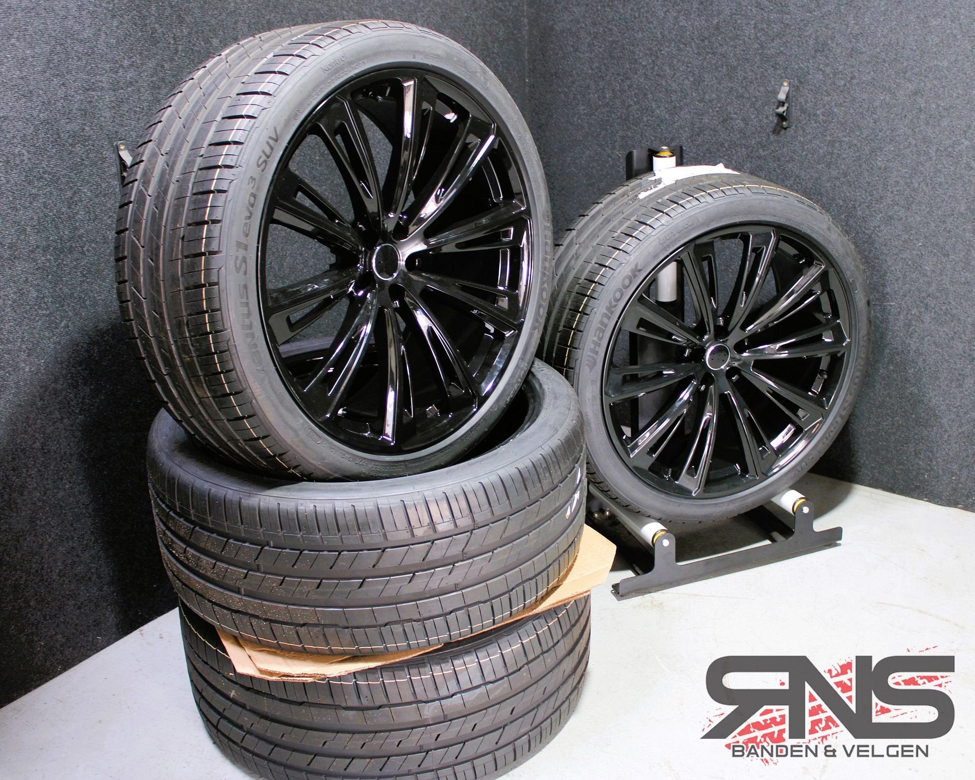 5x112 23 inch Velgen Passen Onder Audi Q8 Q7 Met Tmps 285 35, Auto-onderdelen, Velg(en), -, -, Nieuw