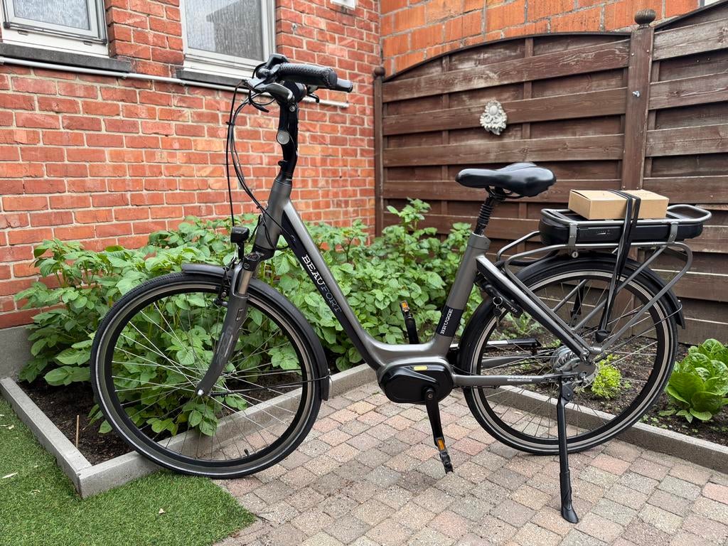 Elektrische fiets, Fietsen en Brommers, Elektrische fietsen, Zo goed als nieuw, 47 tot 51 cm, 50 km per accu of meer, Ophalen
