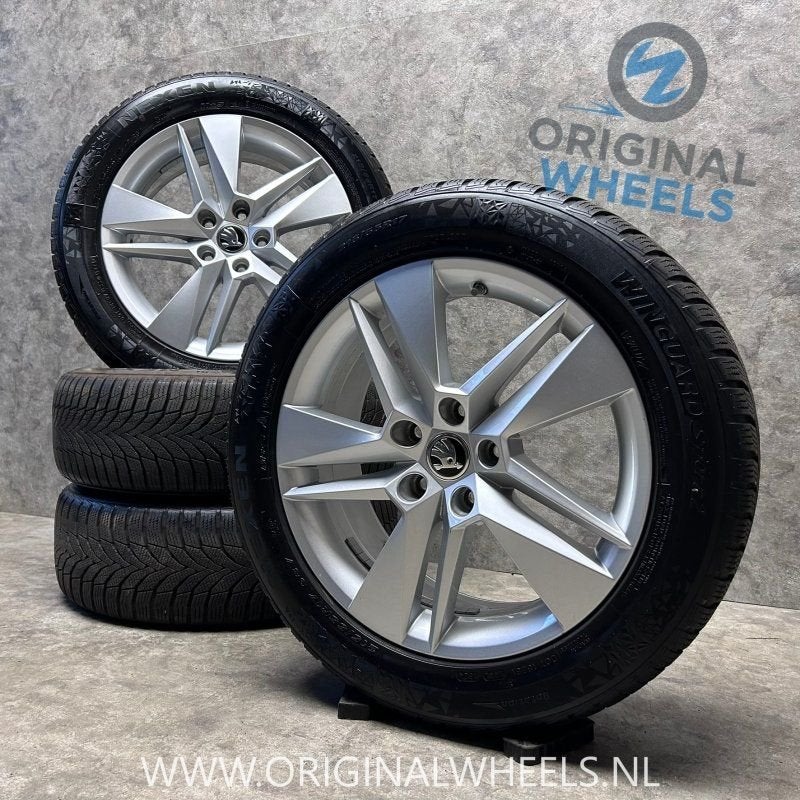 17 inch originele velgen + winterbanden  Skoda Superb 3V0601, Auto-onderdelen, -, -, Banden en Velgen, 17 inch