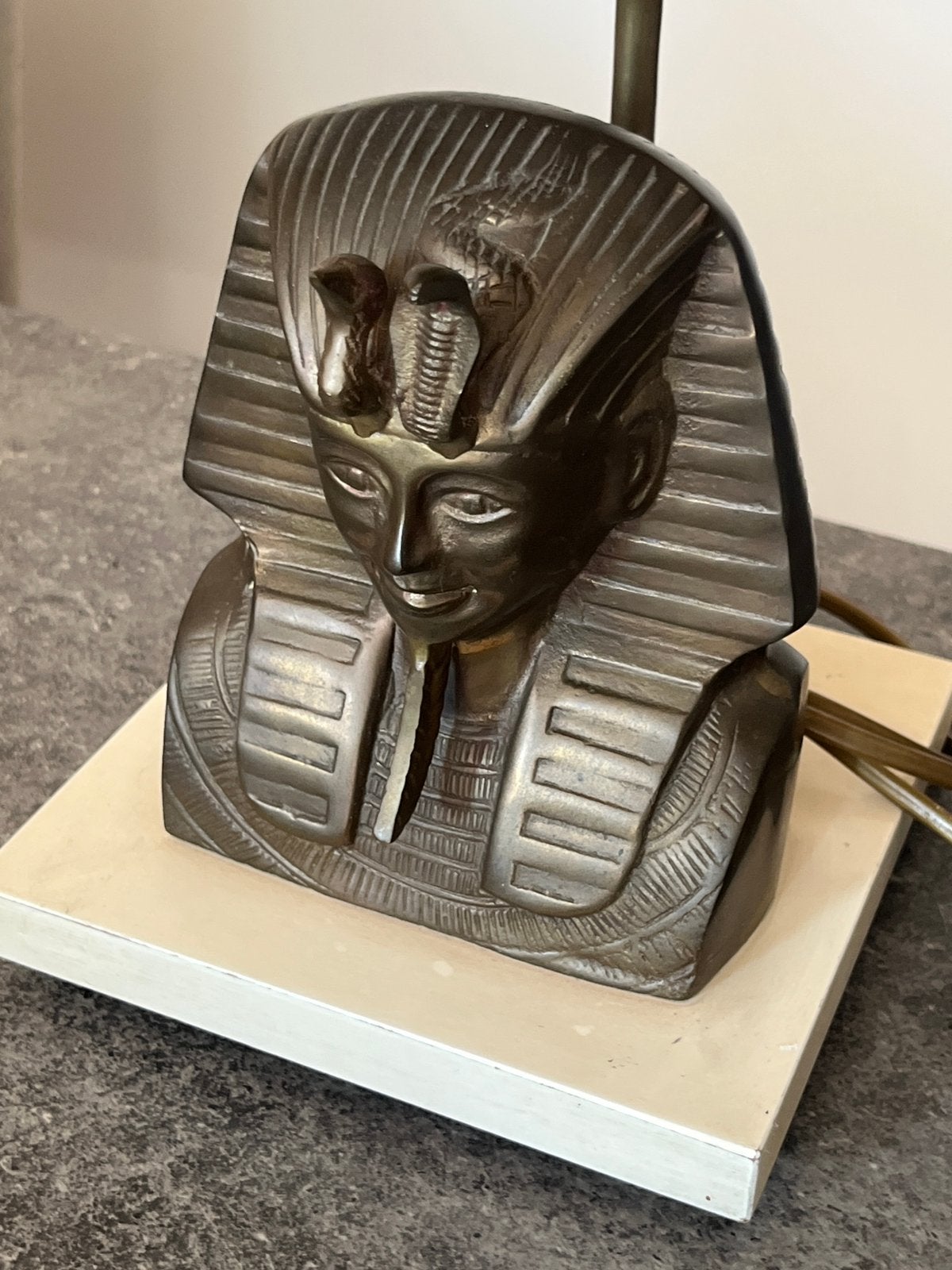 Lampe vintage Pharaon Toutânkhamon Hollywood Regency 1970, Enlèvement, Comme neuf, Bois, Doré