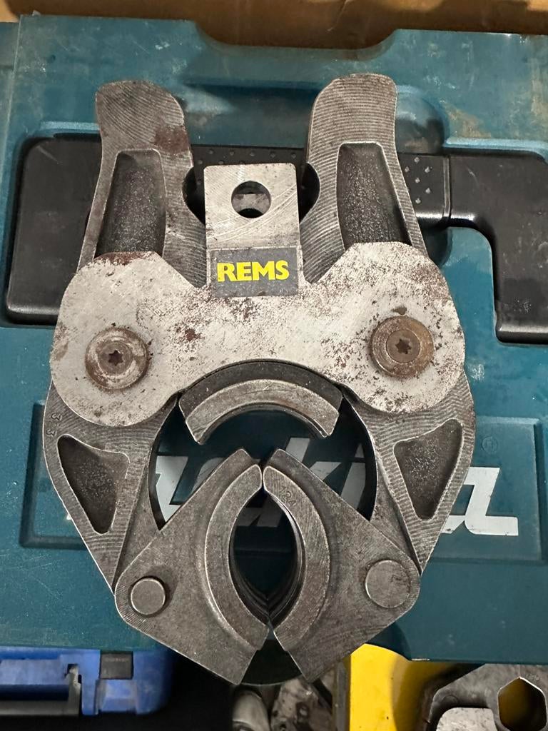 Machoir rems TH50, Enlèvement, Utilisé
