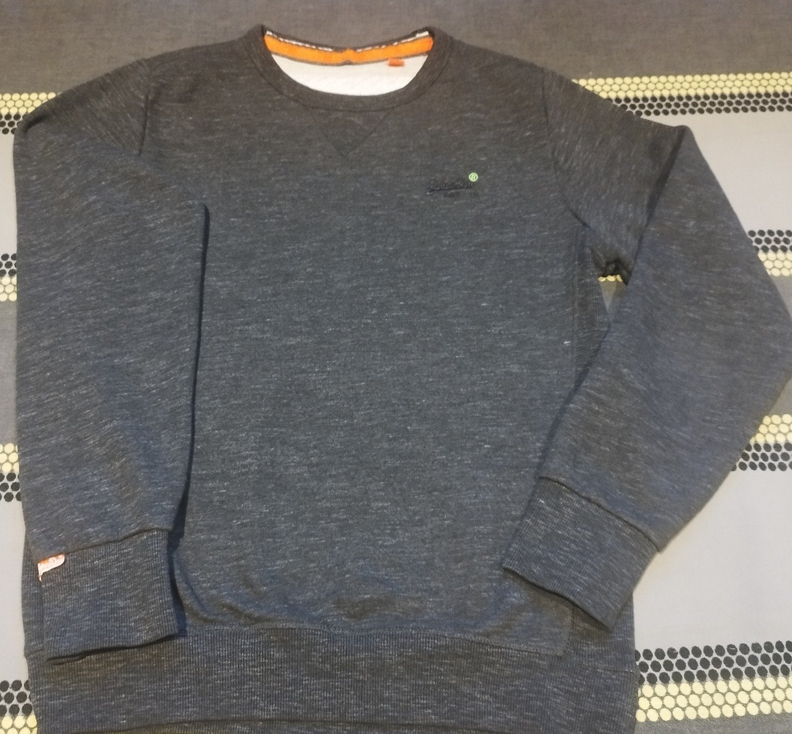 Sweat Superdry L, Enlèvement