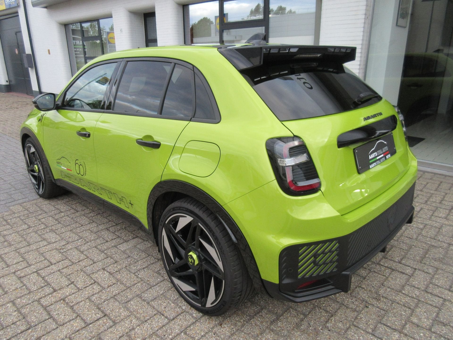 Abarth 600E, Autos, Achat, Euro 6, Alcantara, 5 portes