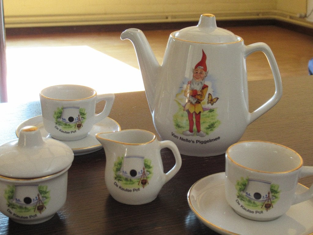 kinderserviesje, Ophalen