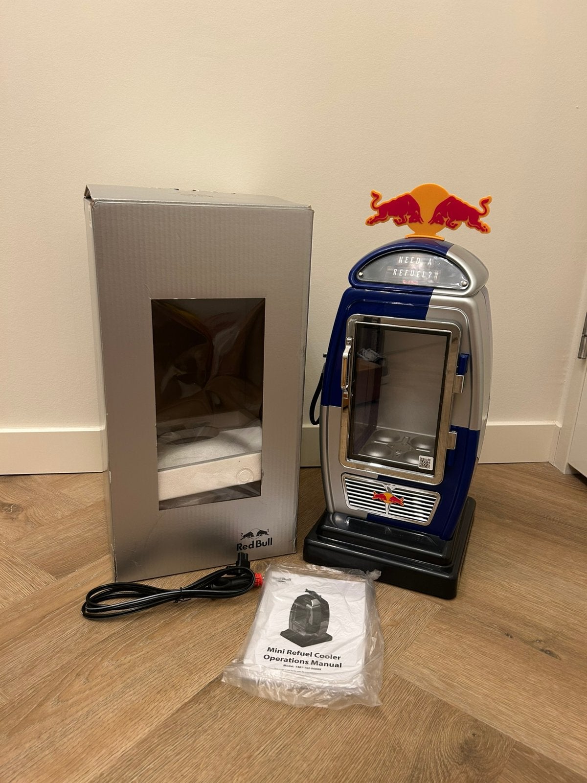 Red Bull mini benzinepomp koelkast, Elektronische apparatuur, Koelkasten en IJskasten, Zonder vriesvak, Ophalen of Verzenden, Minder dan 45 cm