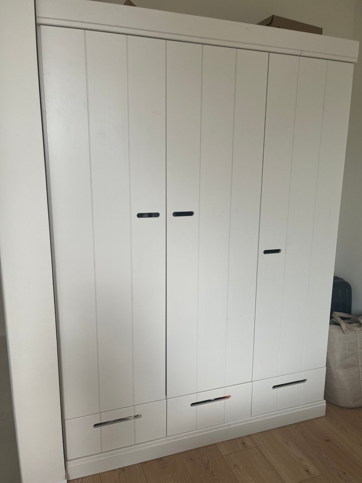 Flamant stijl kleerkast in hout wit, Huis en Inrichting, Ophalen, Zo goed als nieuw