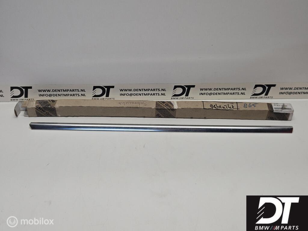 Raamlijst rechtsachter chrome BMW E46 Touring 51368194746, Gebruikt, Ophalen of Verzenden, BMW, BMW