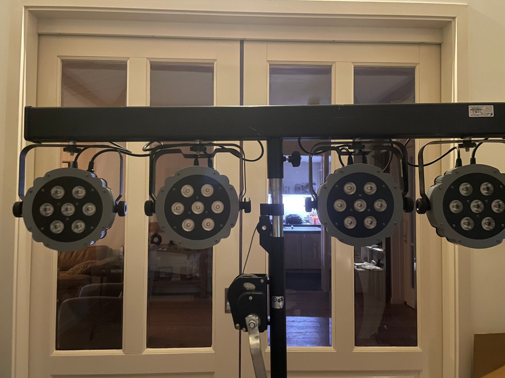 Compact Par Tri Set + ingebouwde stroom & DMX verdeling, Musique & Instruments, Enlèvement, Utilisé