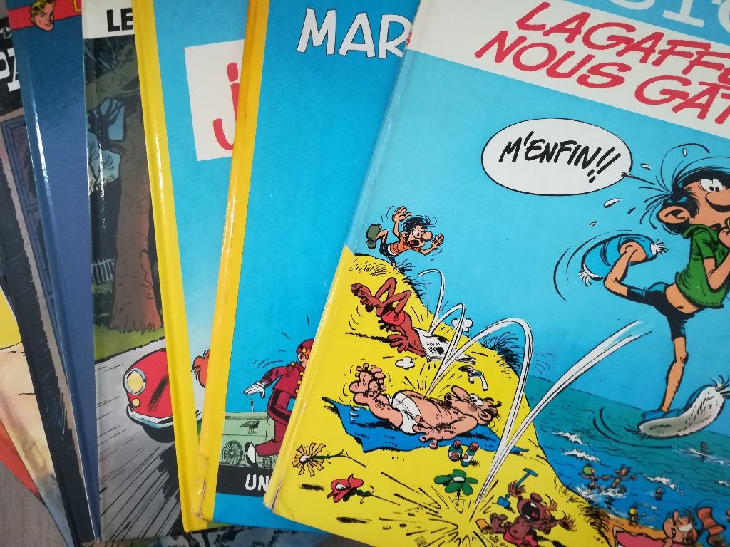 lot de 9 bandes dessinées, Livres, Enlèvement ou Envoi, Utilisé