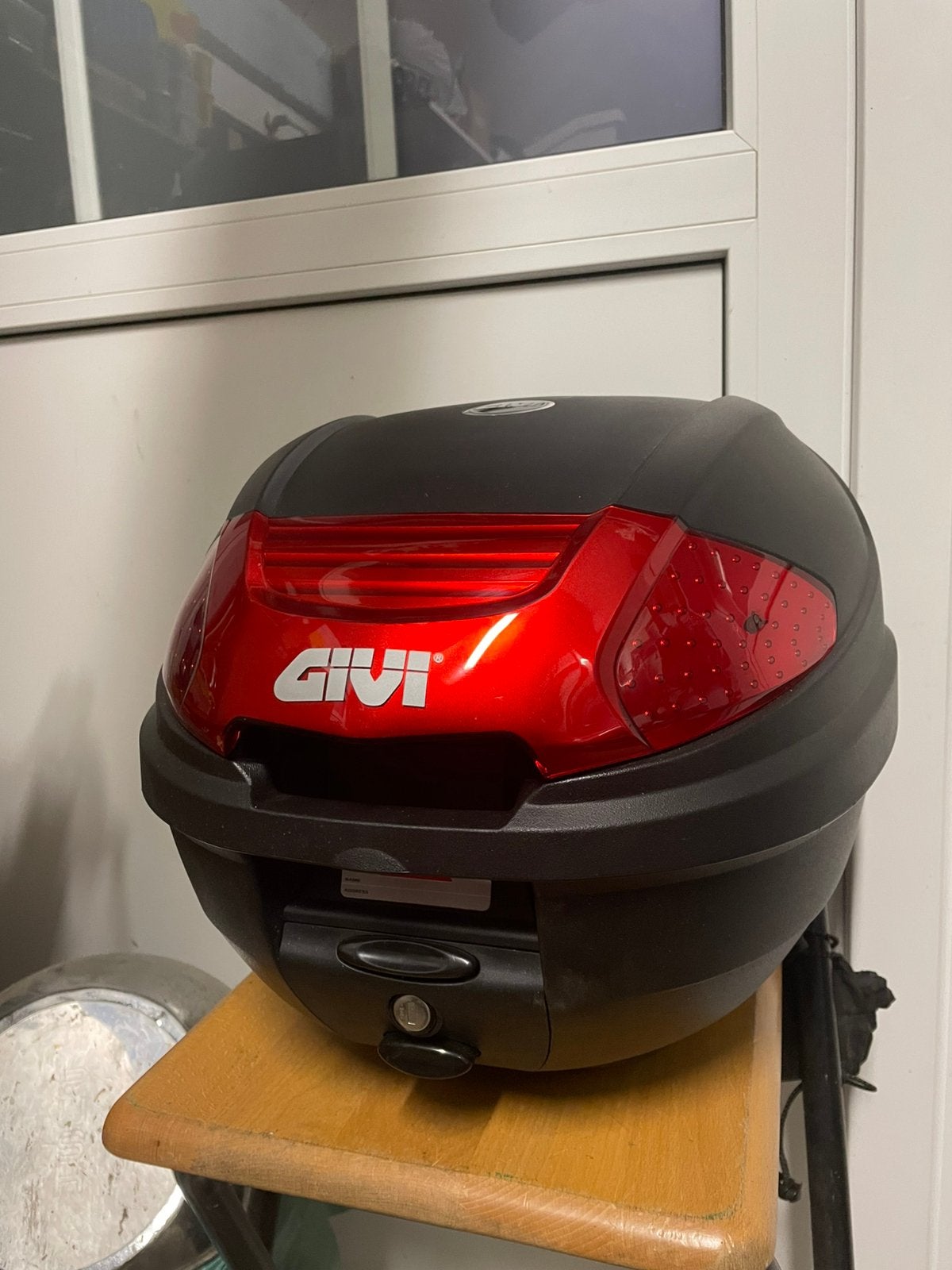 Valise topcase Givi E300N - Etat impeccable, Motos, Enlèvement, Comme neuf